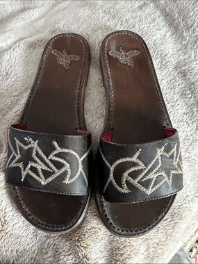 New Freebird Gypsy Leather Slide Sandals with Star & Moon Embroidery size 8